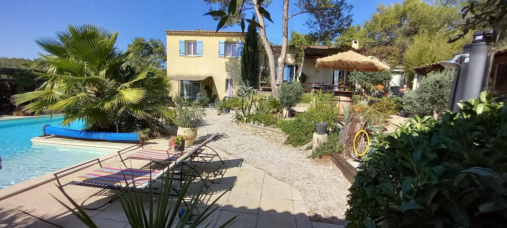 Les Coronilles Acomodação com café da manhã Beaucaire  Exterior foto